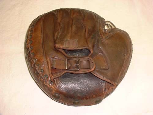 Rawlings Snap Back Mitt Back